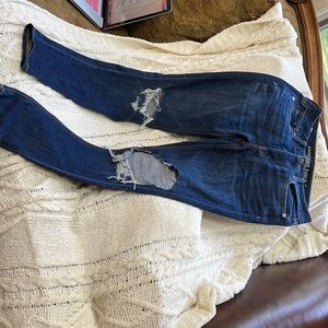 American Eagle size 0 soft ripped jeans button fly